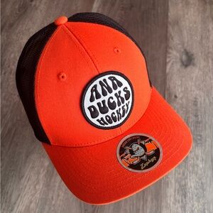 Zephyr Anaheim Ducks Arena Exclusive Trucker Hat